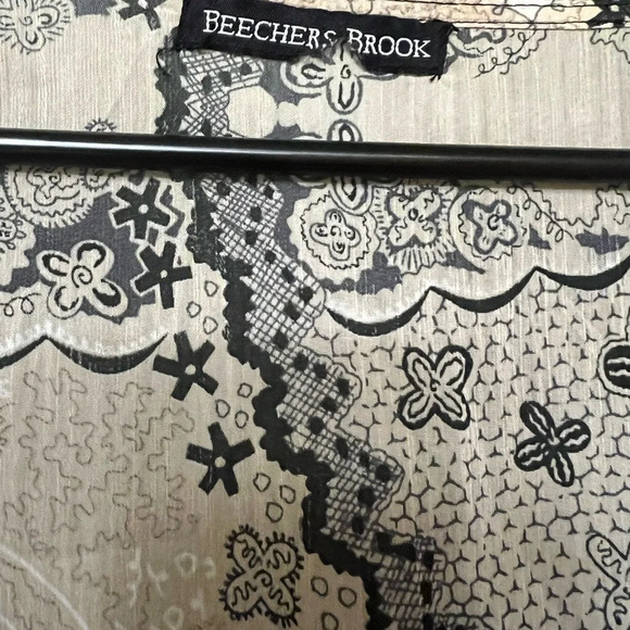 Sheer 3/4 long sleeve top - Picture 4 of 6